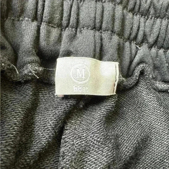 Graphic print shorts - Picture 3 of 3